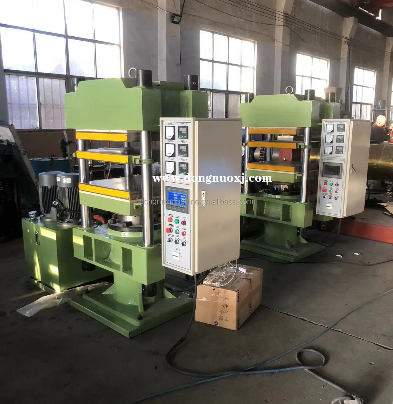 Rubber Plate Mat Hydraulic Vacuum Pneumatic Vulcanization Machine Price Silicone O Ring Heating Vulcanizing Press Machine