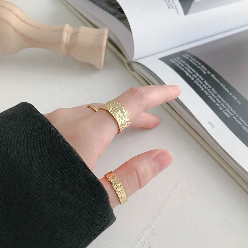 Korean version of irregular concave-convex gold and silver foil paper pattern open ring