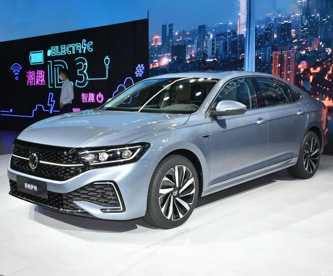 В наличии 2024 Saic Vn 280Tsi бензиновый автомобиль 4 двери 5-местный седан для взрослых подходит семьи сделано в Китае