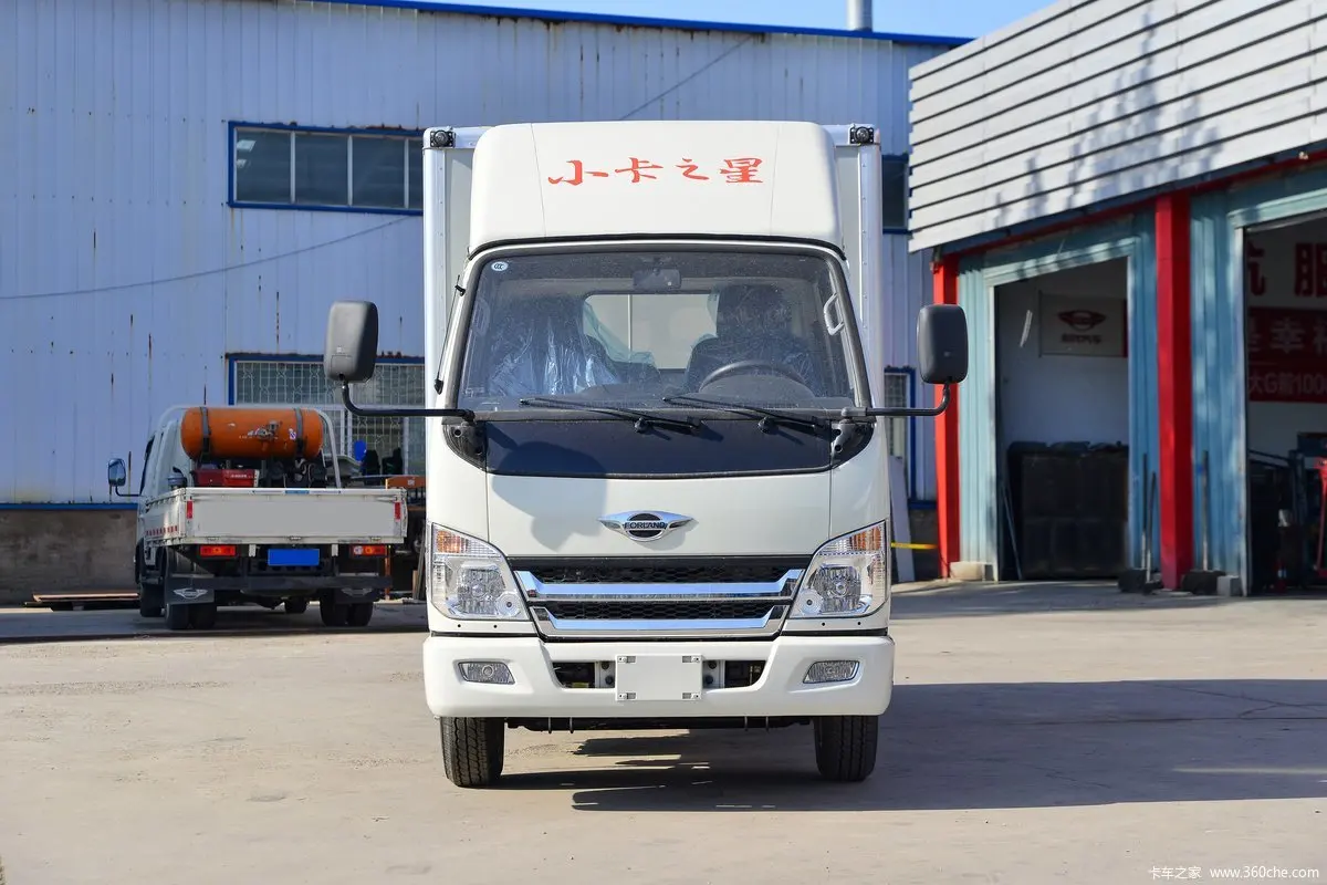 Faw Light-Weight 4*2 Refrigerated Van Body Cold Chain Fruit Vegetable Transport Cooling Box Truck New Car Features L-and Cruiser