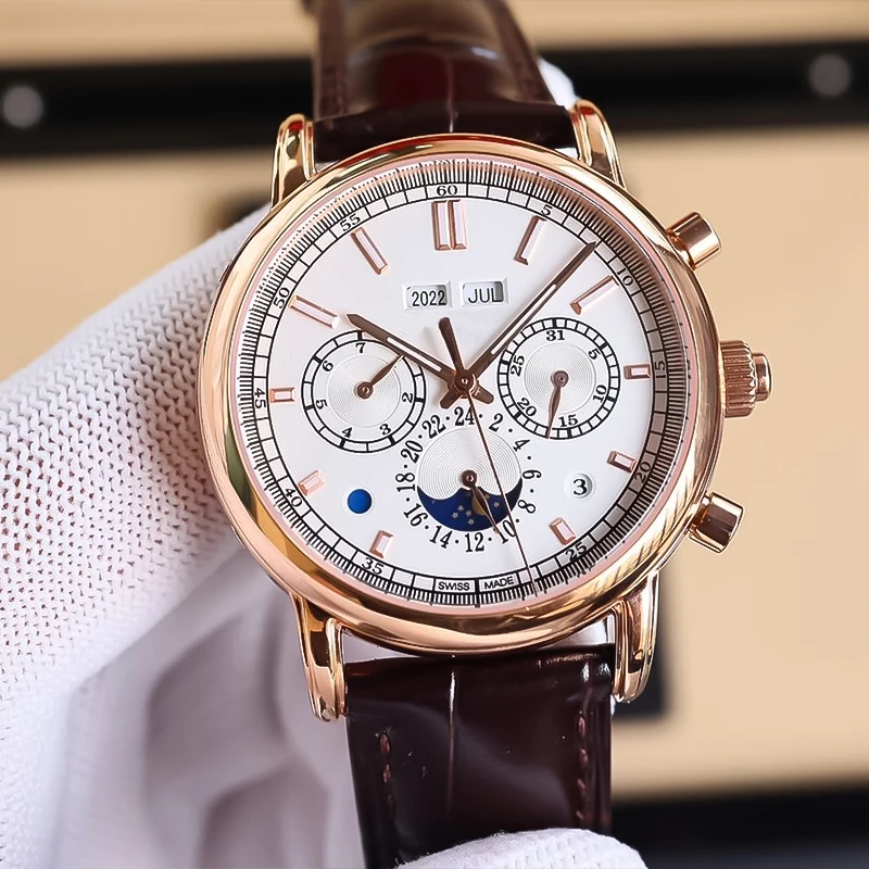 Мужские часы-хронограф с золотым сапфировым стеклом