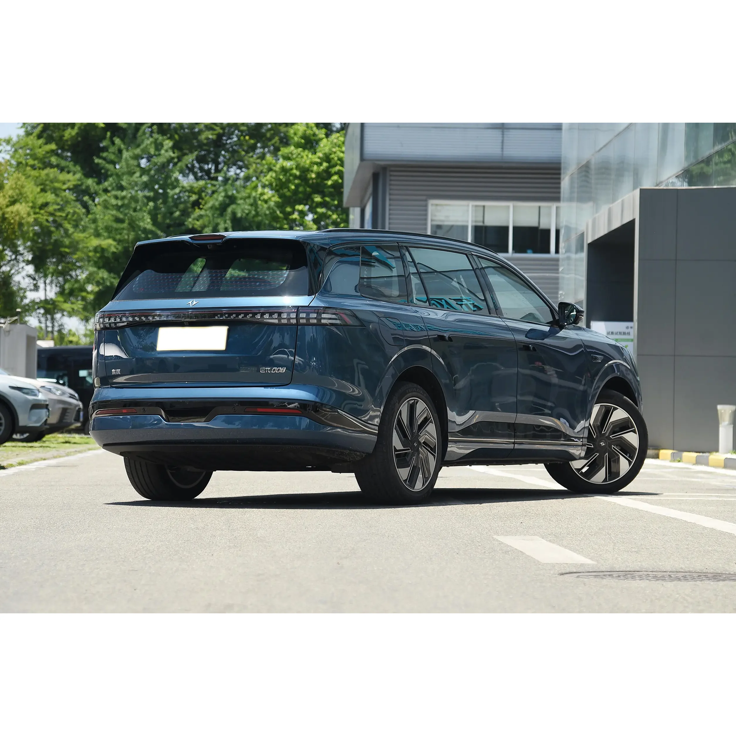 Чистый электрический автомобиль Dongfeng Yipai E008 внедорожник Auto AWD Max версия e pai 008 для продажи