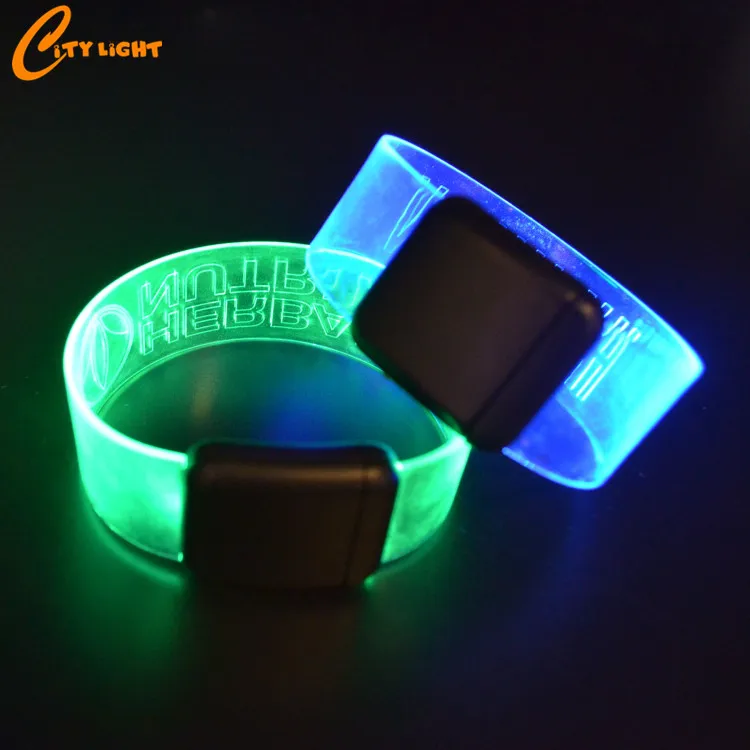 2020 wedding gifts for guest flashing light magnet bracelet led