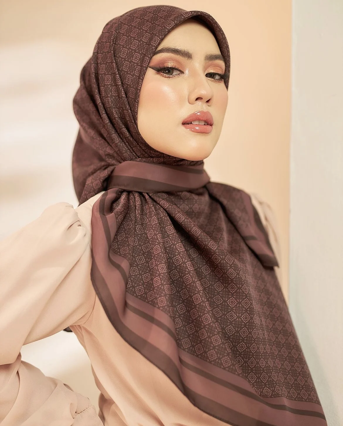 Custom Logo Print Monogram  Premium Cotton Voile Tudung  Bawal  Square Silky Cotton  Printing Shawl Scarf Malaysia