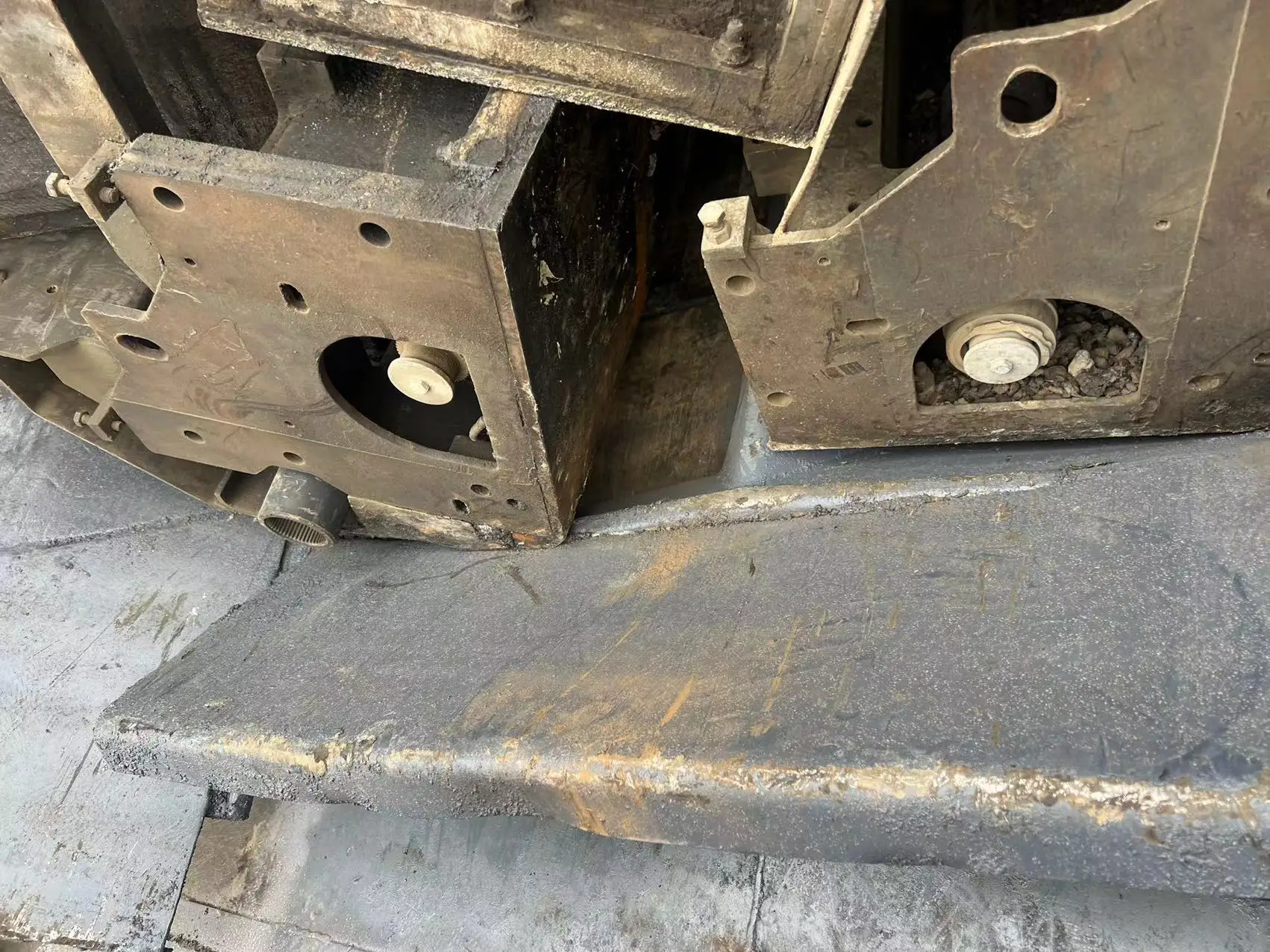 uesd paver China hot sale brand automatic concrete curb machine for garden landscape second-hand concrete asphalt curb paver