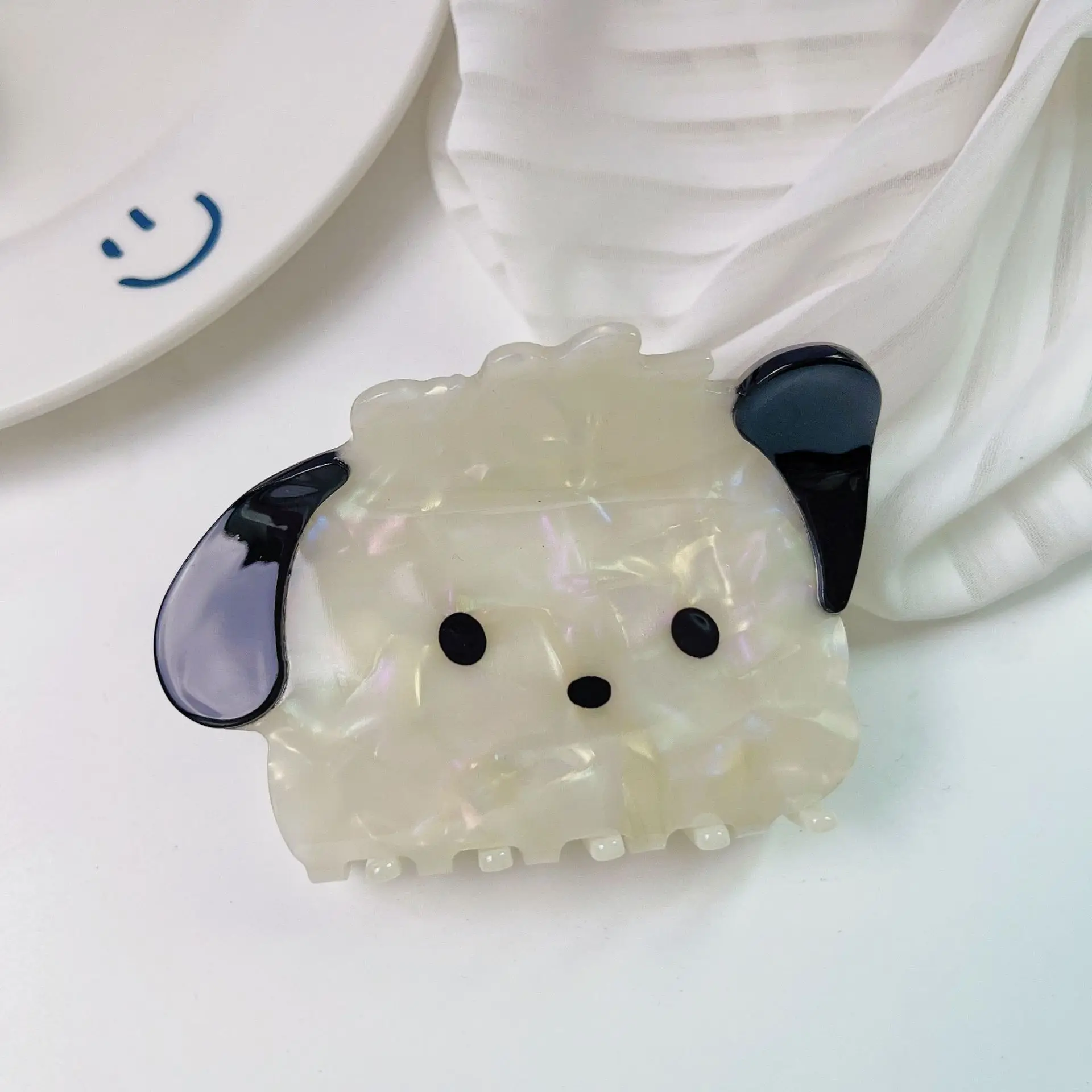 Wholesale Cute Teddy Dog Shape Hair Claw Clips Italy Cellulose Acetate Hair Claw Accessories Clip For Women Thick Hair pins