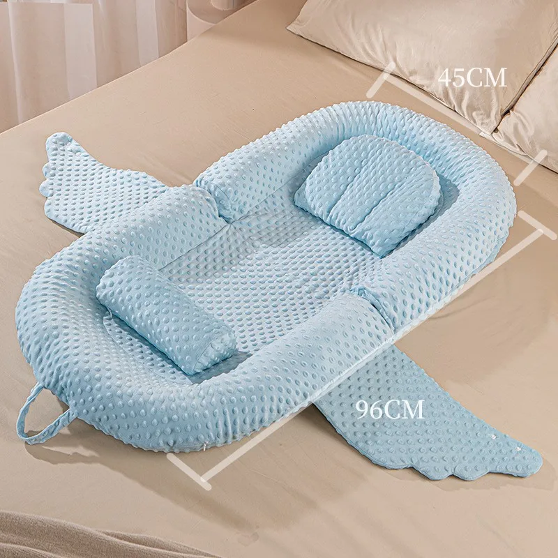 Comfortable soft Newborn Sleeping Indoor Kids Nest Portable Nursing Polyester Baby Lounger For Newborn