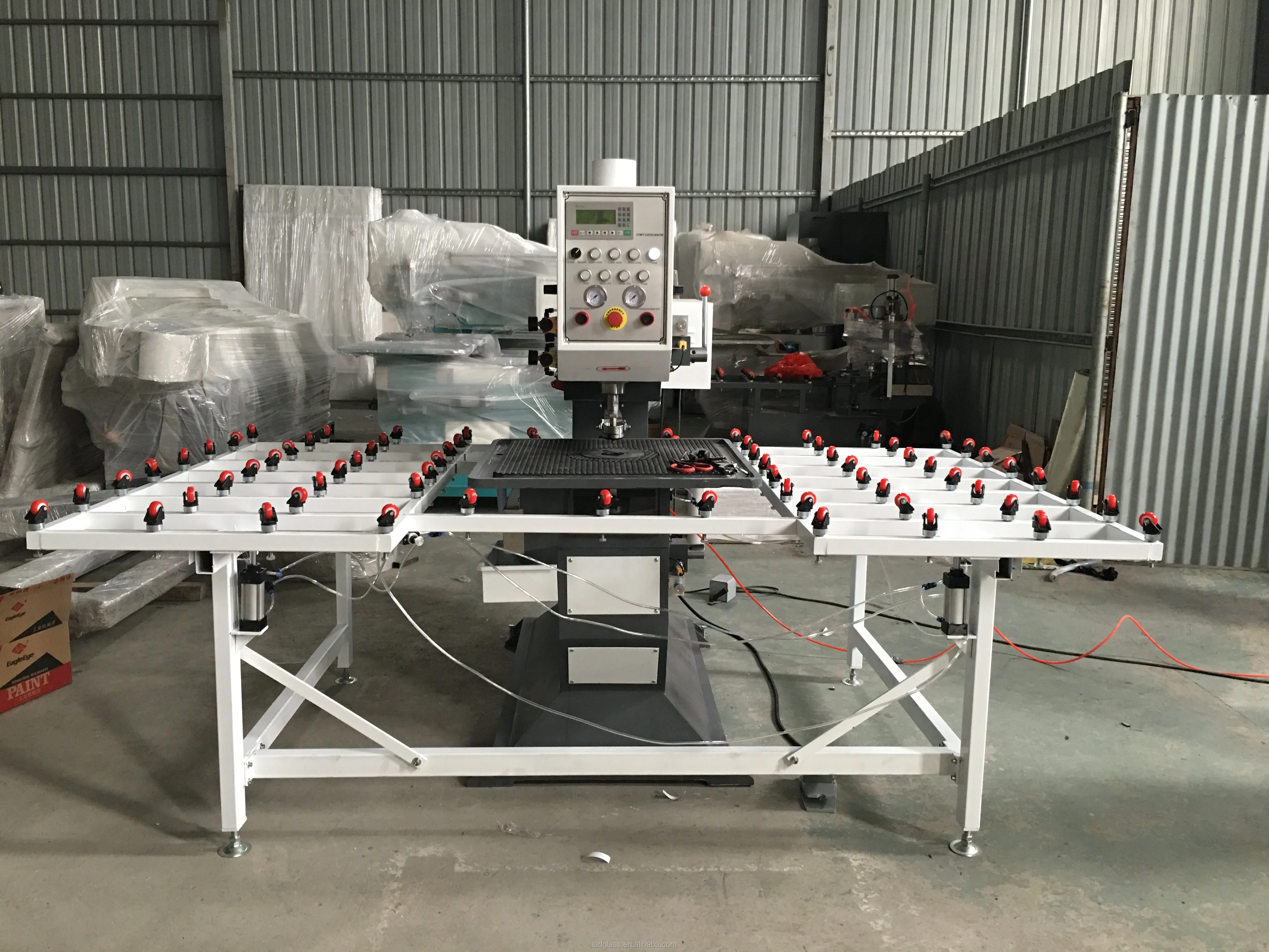 Automatic PLC Glass Hole Drilling Machine Flat Glass Driller With Accurate Drilling Head