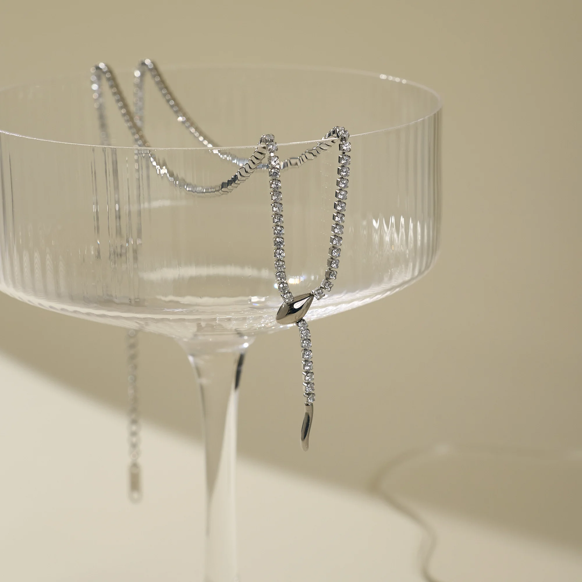 Dazan New 18k Gold Plated Stainless Steel Bohemia Unique High Quality Zircon Tennis Snake Dangle Necklace Luxury Women Jewelry