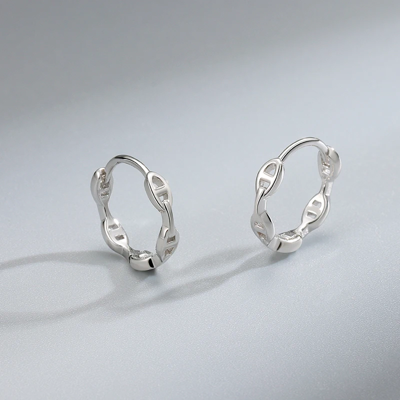 Wholesale New Fashion Cute Design Pig Nose Shape S925 Sterling Silver Geometric Small Huggie Earrings For Women