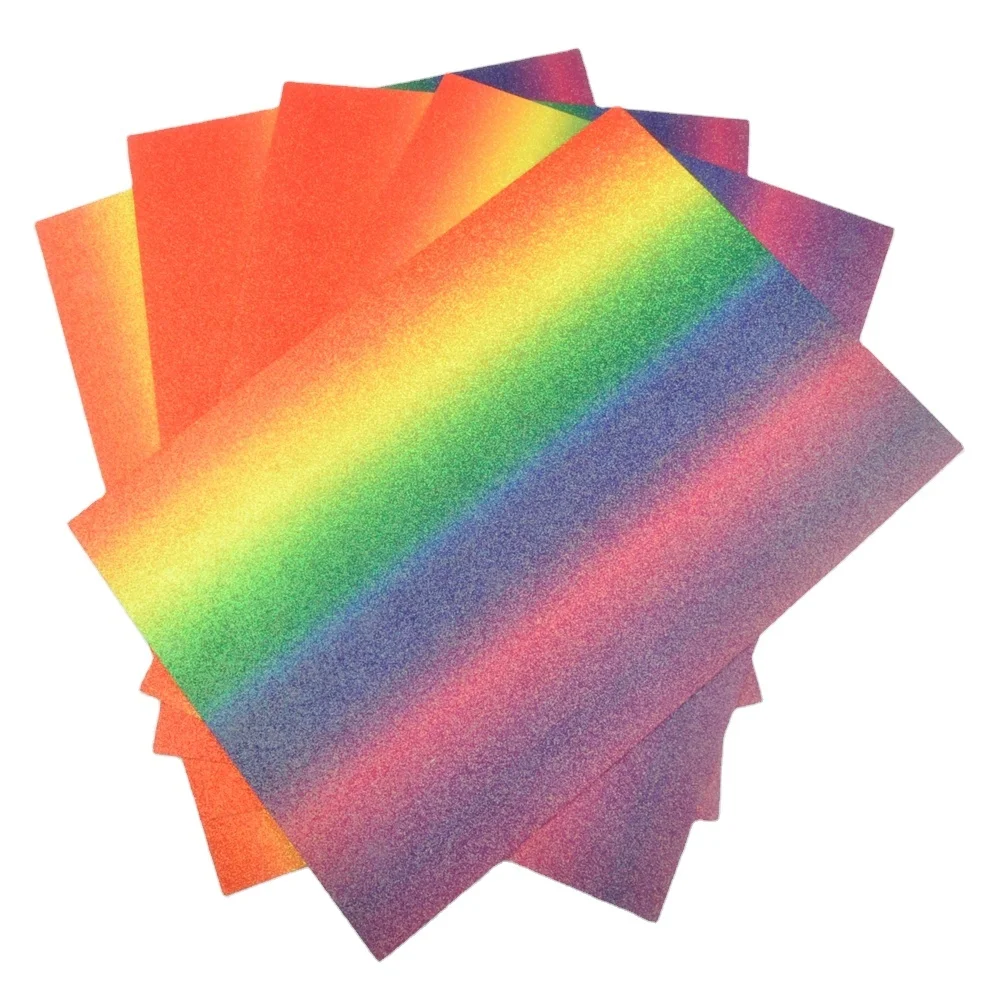 Блестящие радужные бумажные листы формата А4 с новым рисунком