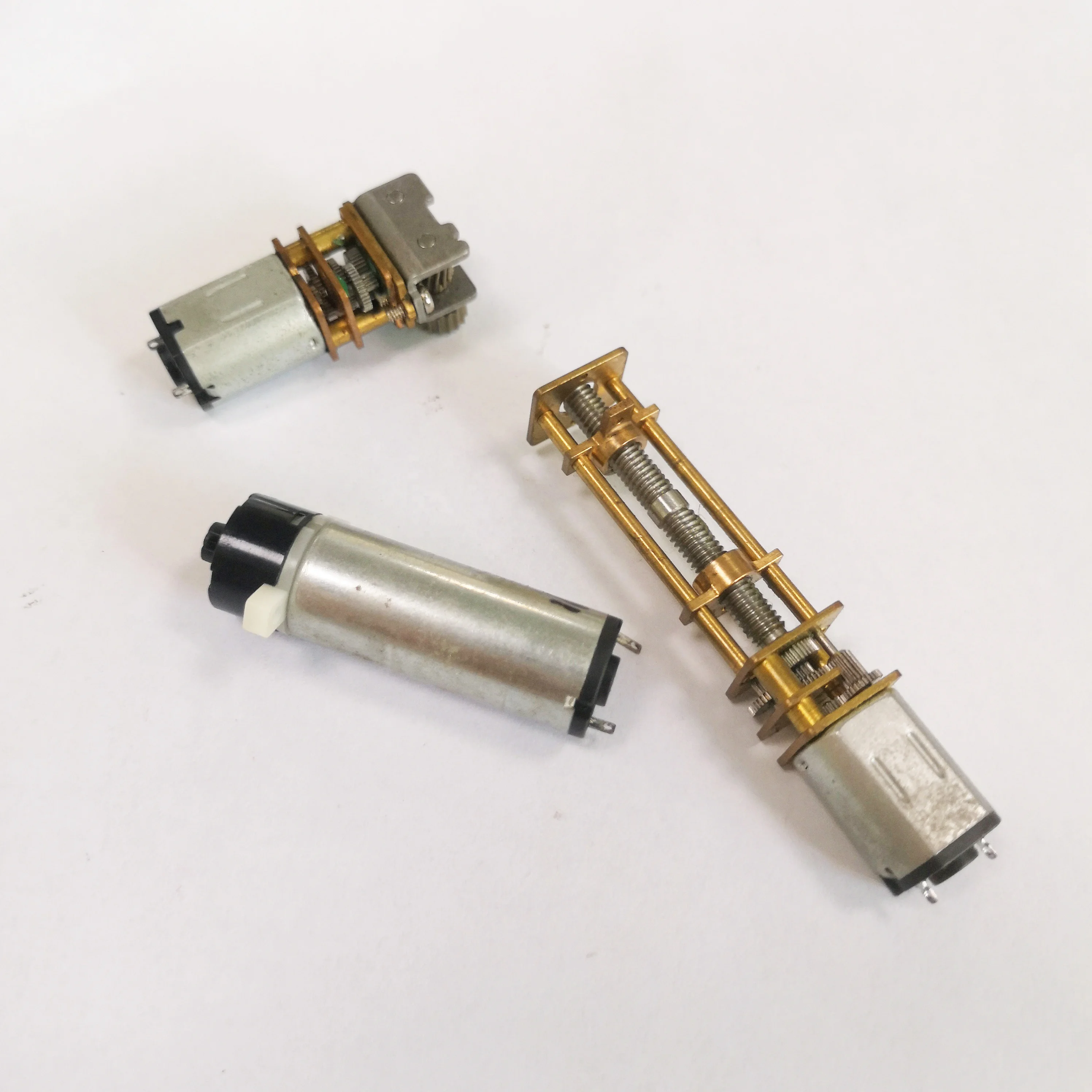 Smooth Transmission Low Noise Gearbox Precision One Stage Gear Motor Ratio 4:1 5:1 10:1