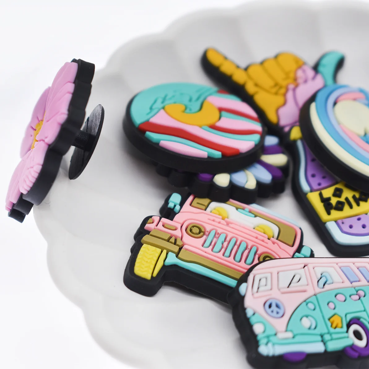 Wholesale Designer Shoe Accessories Bulk Cute Lovely Bear Shoe Charms Brown And White Bear Shoe Decorations With Clog