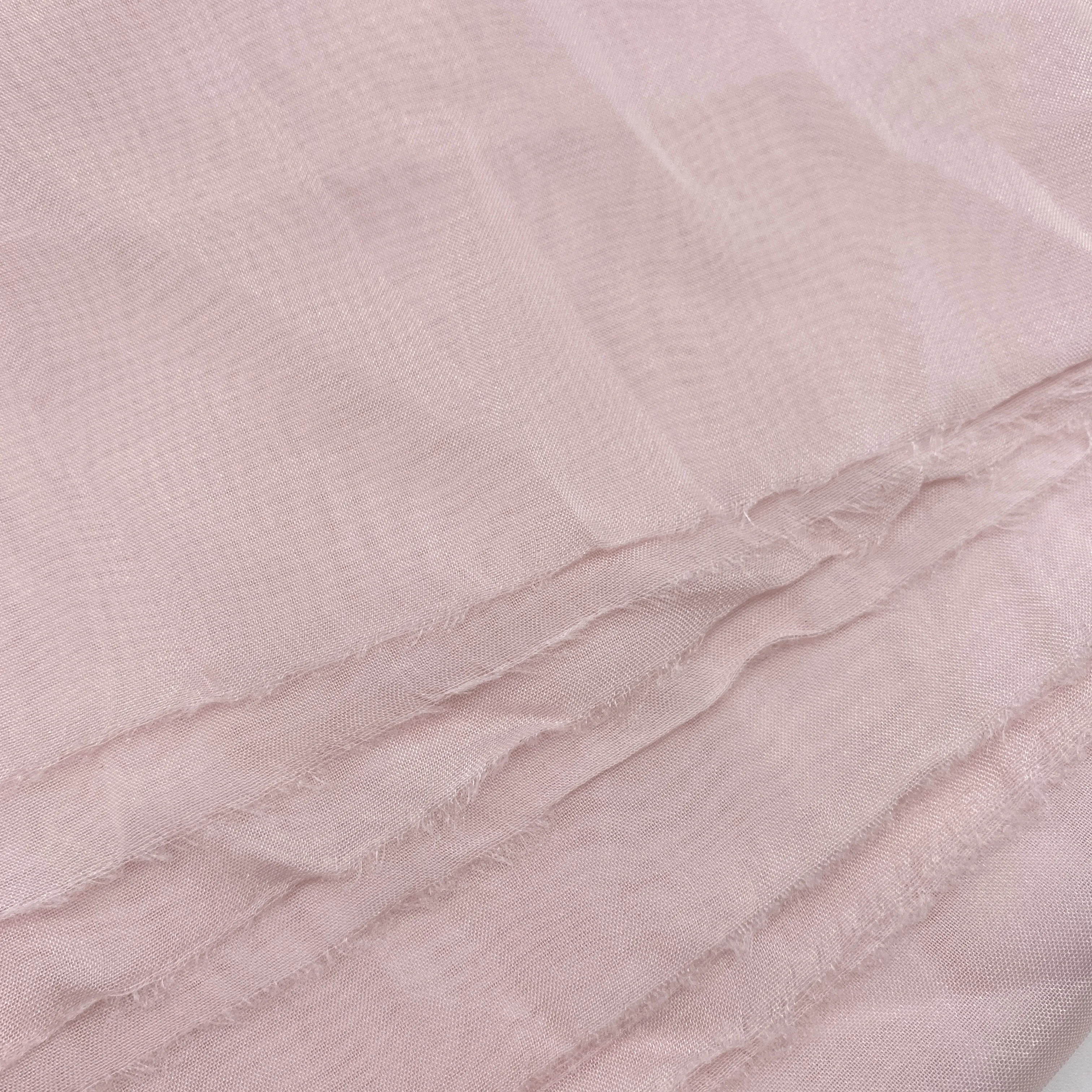 65gsm Chiffon Fabric 100% Polyester Chiffon Fabric Woven Shiny fabric transparent dress lining
