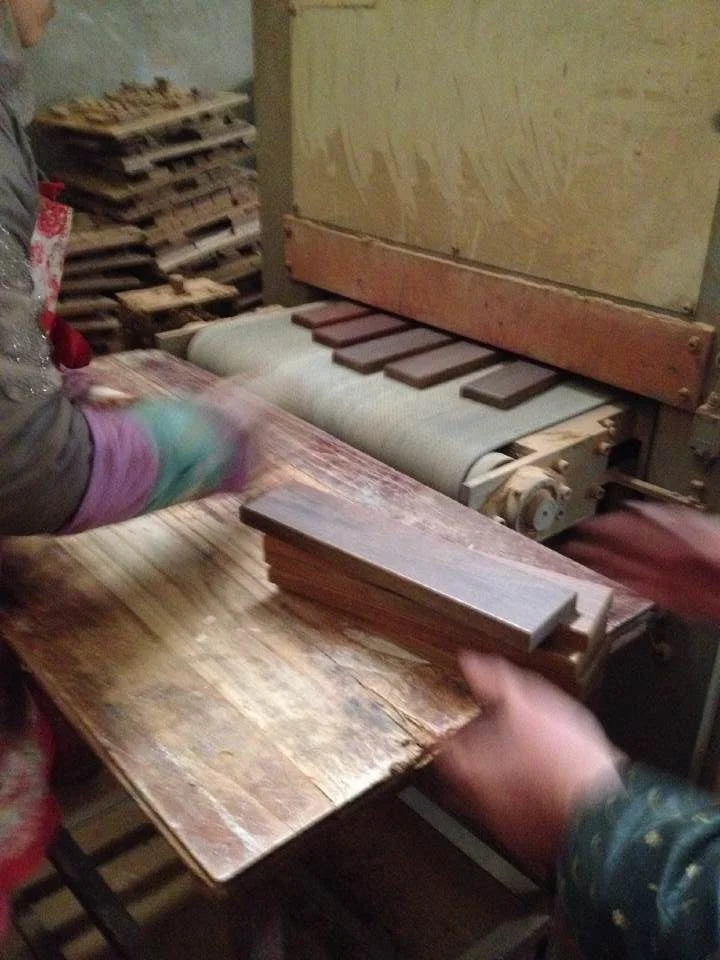 
300x300 mm IPE wood outdoor decking tiles for balcony garden terrance 