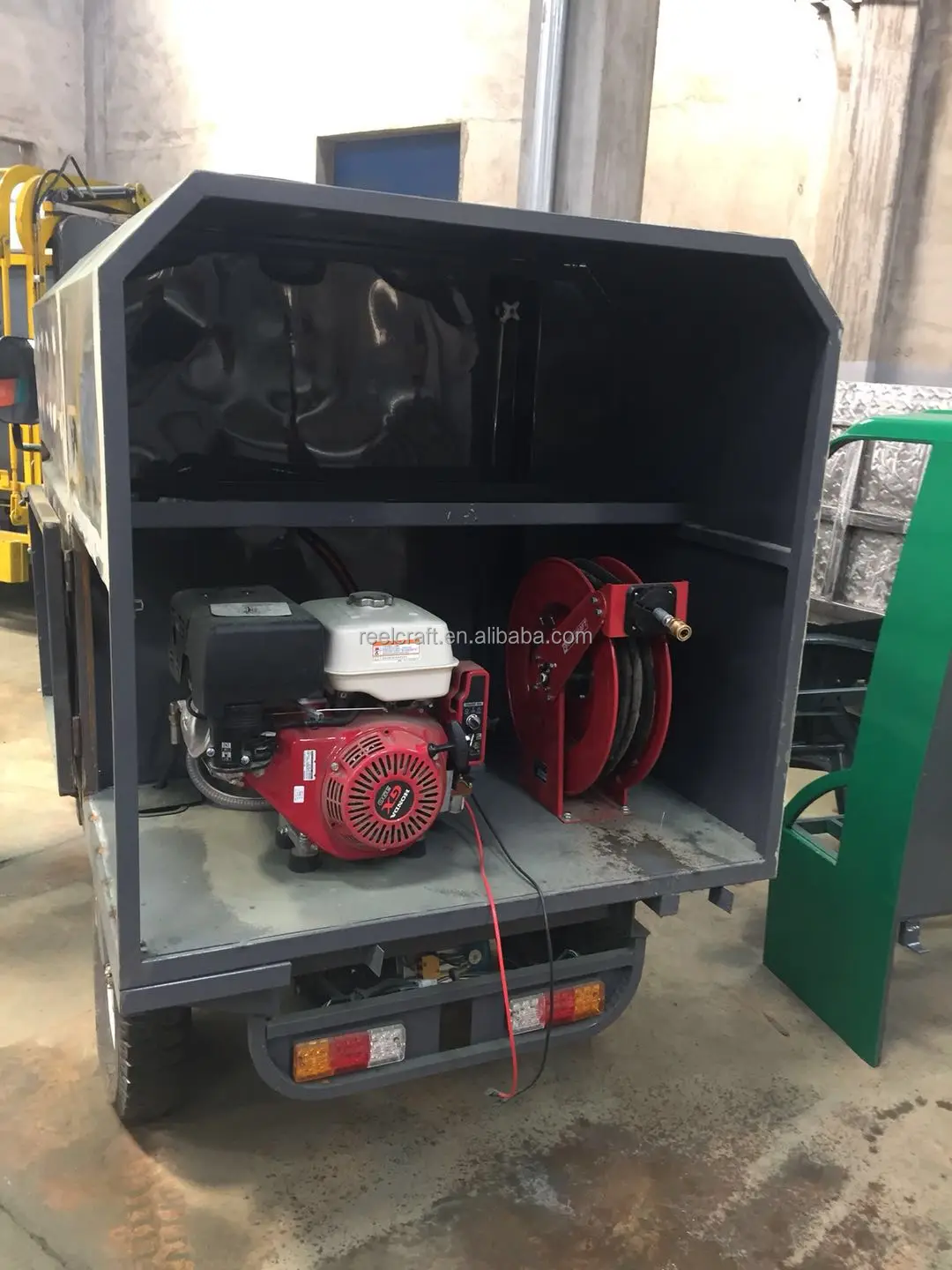 DLC650 OHP  -3/8 in. x 50 ft. 276bar  Sring Hose Reel--REELCRAFT,steel hose reel, oil hose reel