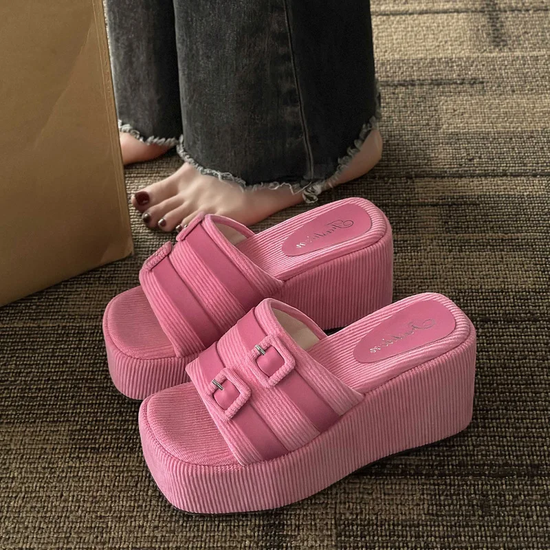 2023 Summer New Wide Face Buckle Strap Slippers Colored Casual Matsutake Sole Cool Slippers Thick Sole Double Row Slippers