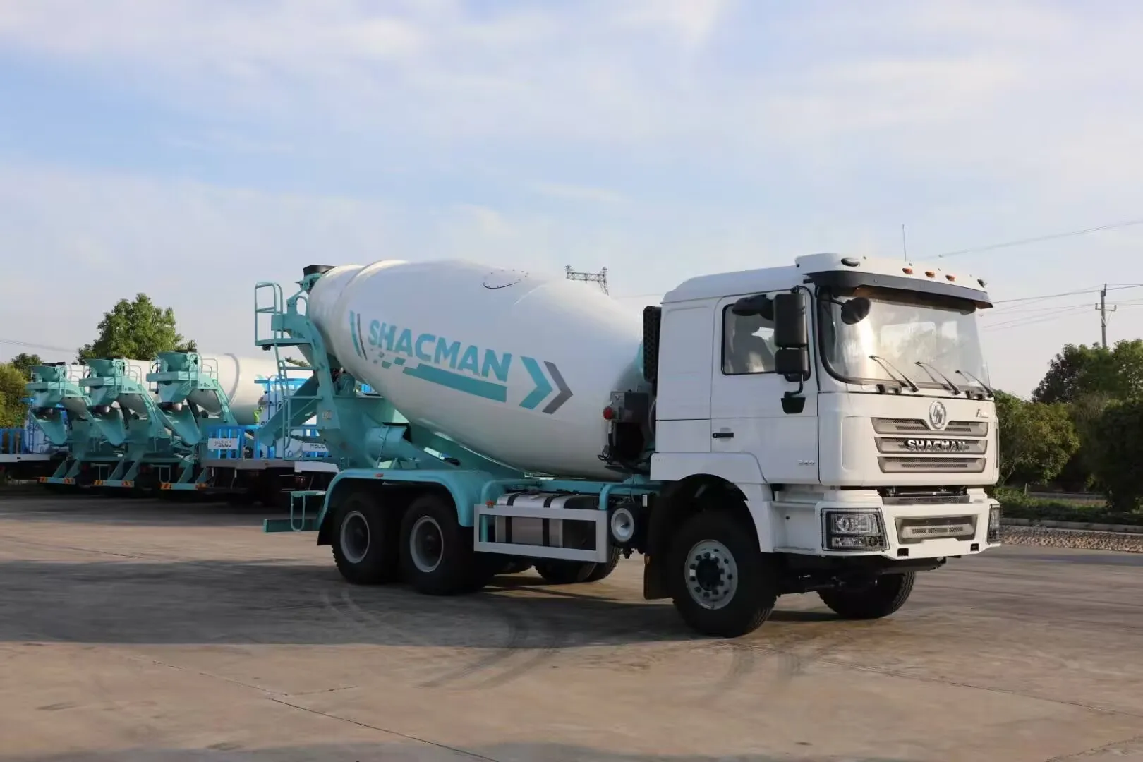 Low Price Shacman F3000 6x4 Used Concrete Mixer Truck with Good Quality