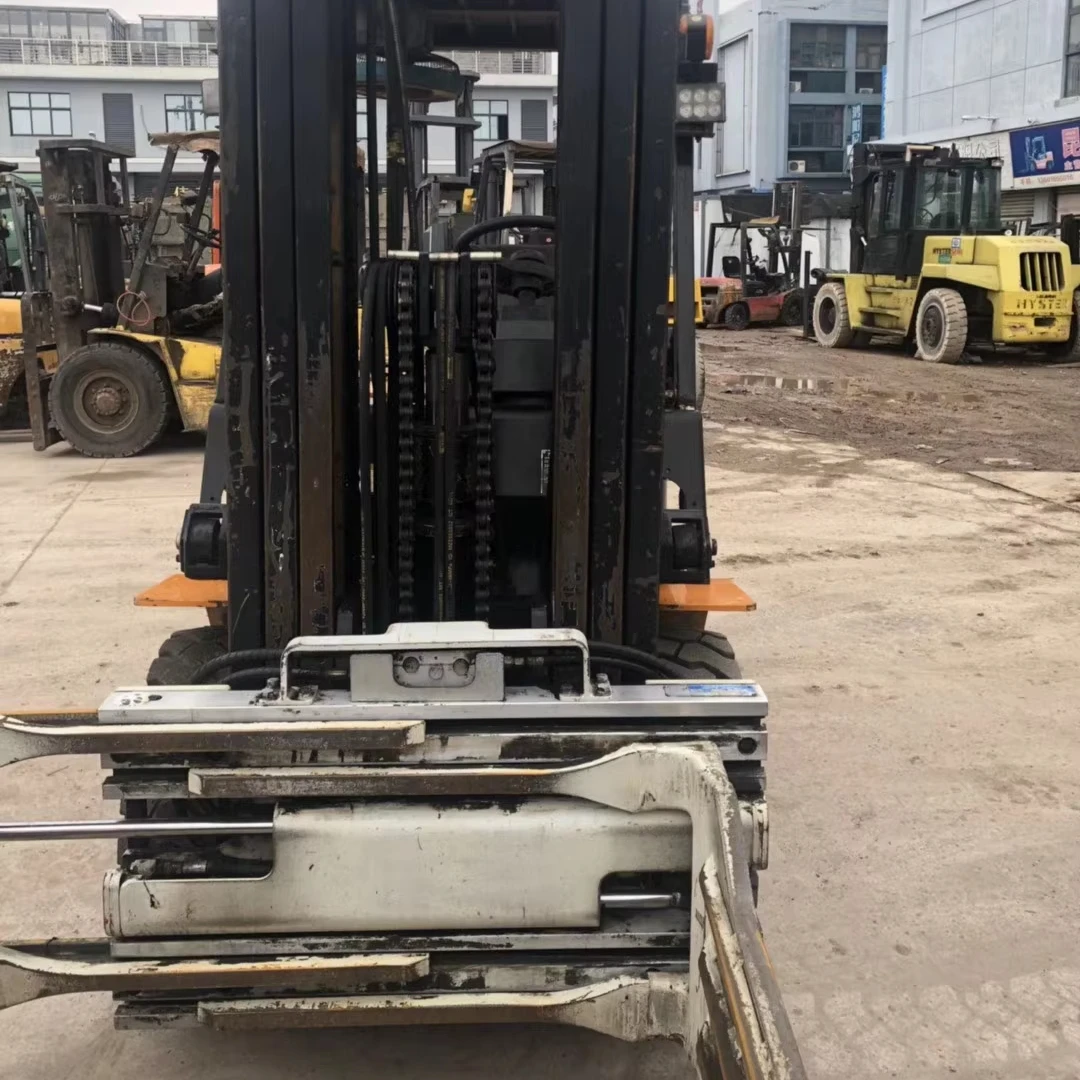 Second hand HANGCHA H25 flat clamp forklift weight 2500kg high quality high working efficiency is hot sale