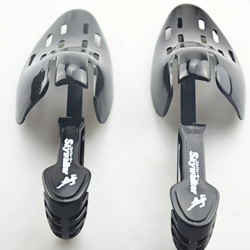plastic shoe extender Sports shoes shoe setting device deodorization dehumidification last can be adjusted