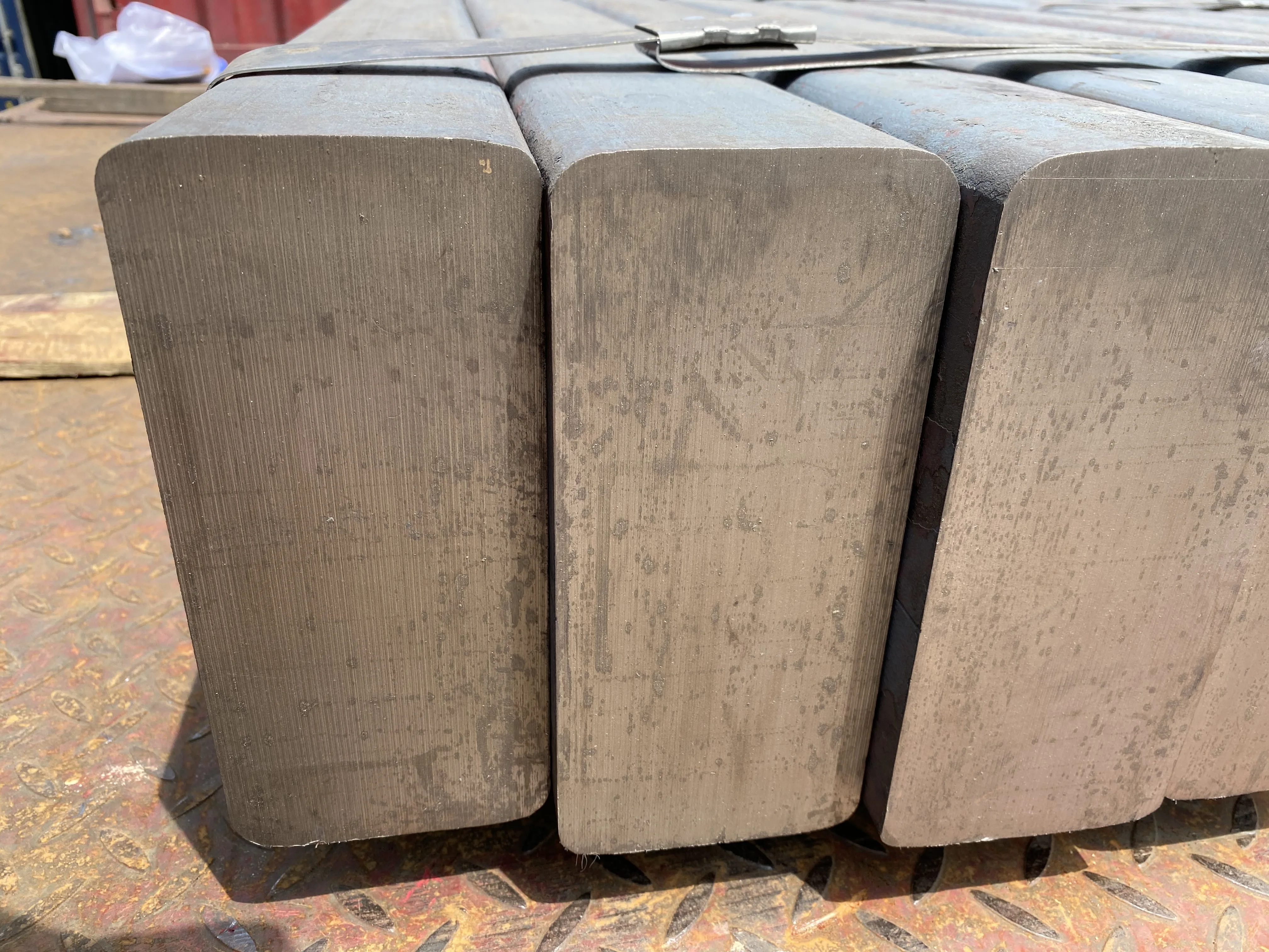 Hot Rolled Carbon Steel square bar  20CrMo 35CrMo 42CrMo 12CrMoV 12Cr1MoV rectangle bars Billets