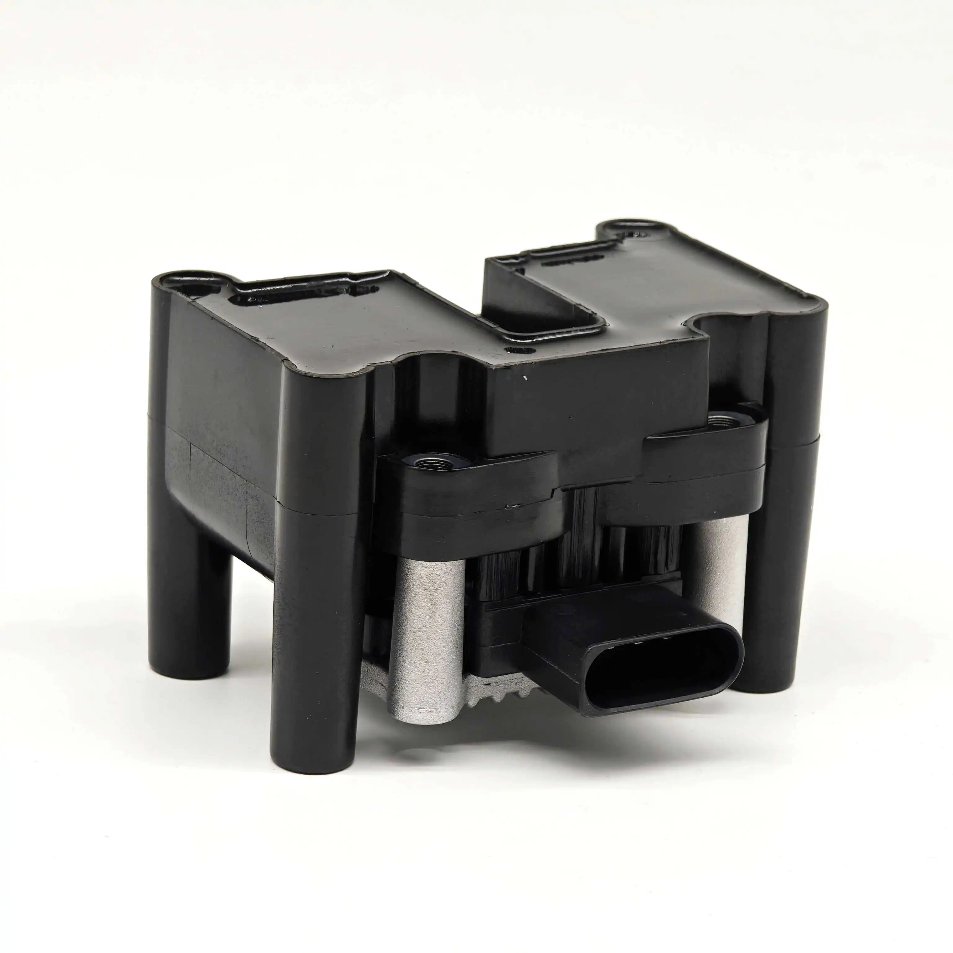 Auto Engine Ignition Coil 032905106E 032905106D 032905106F 032905106B 032905106