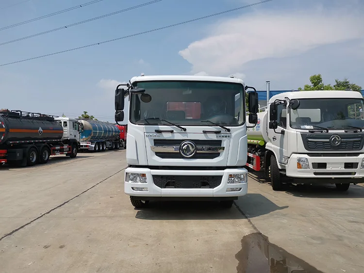 Дизельная пушка Dongfeng 4x2 D9 емкостью 10 м3 противотуманная пылеулавливатель с креплением на грузовик подавление