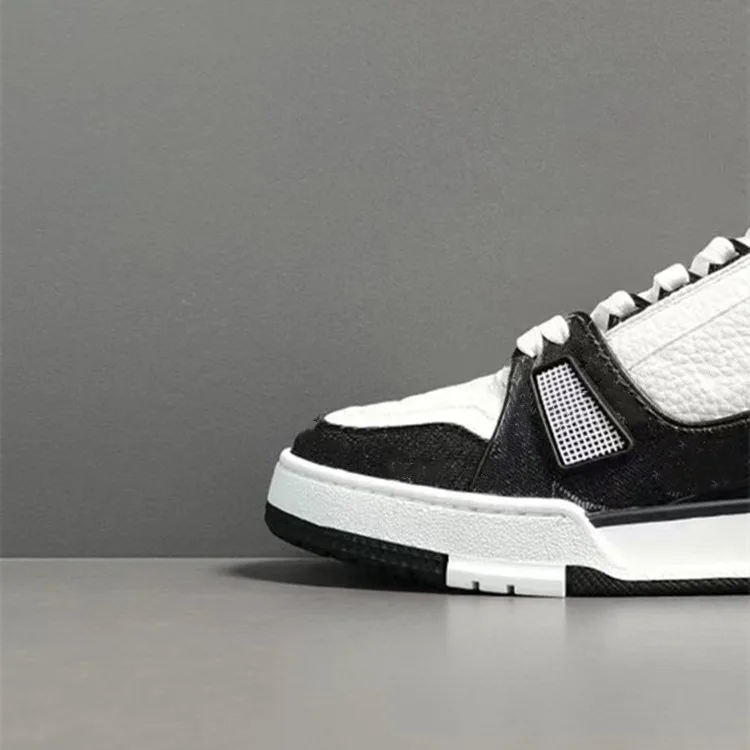 Luxury Brand Famous Trend Trainer Black Mesh Casual Walking Running Basketball Shoes for Men Women