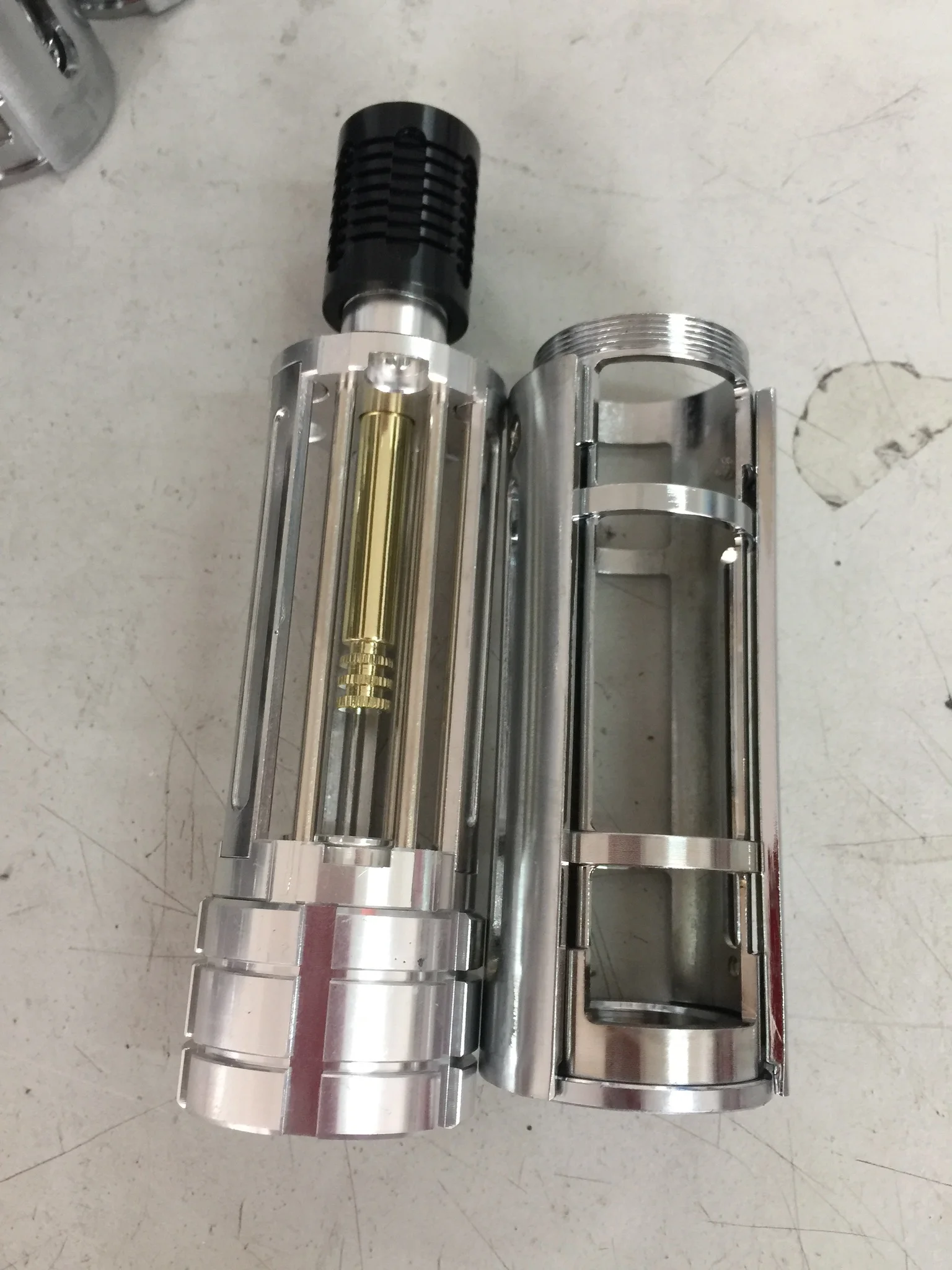Paipu custom Graflex Crystal Reveal Kit Lightsaber metal hilt with high quality and wholesale price