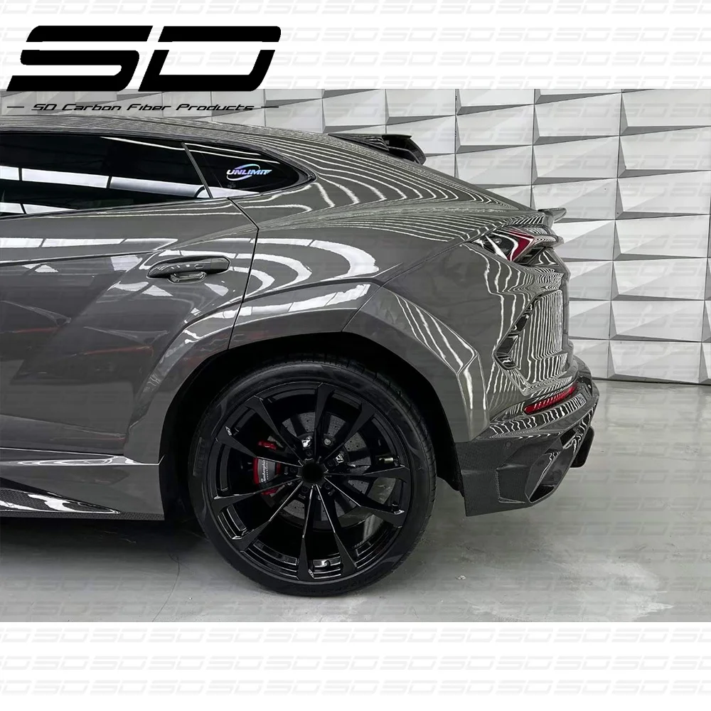 M Style Carbon Fiber Full Set Body Kit For Lambo Urus Body Kit