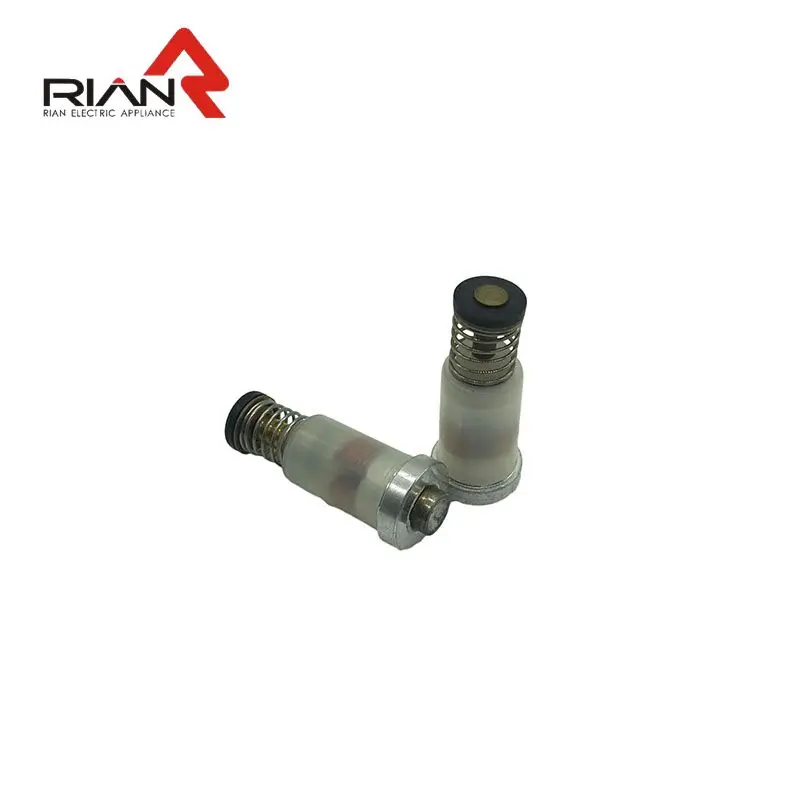 Gas geyser magnet valve magnetic core