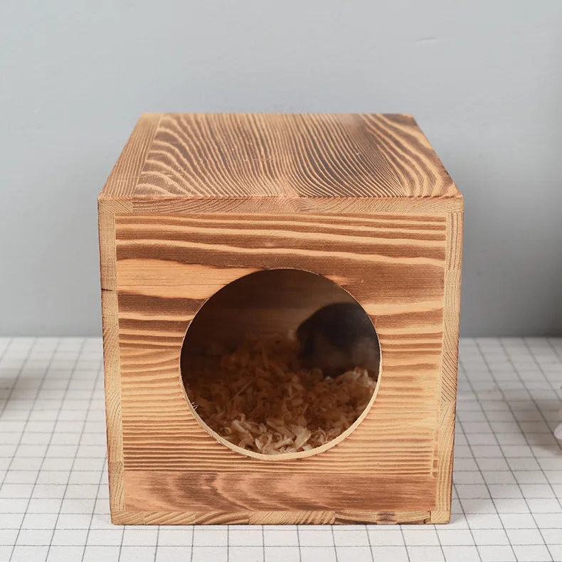 Wooden pet cat litter winter insulation house creative chinchilla litter pet log house hamster cage small wooden box