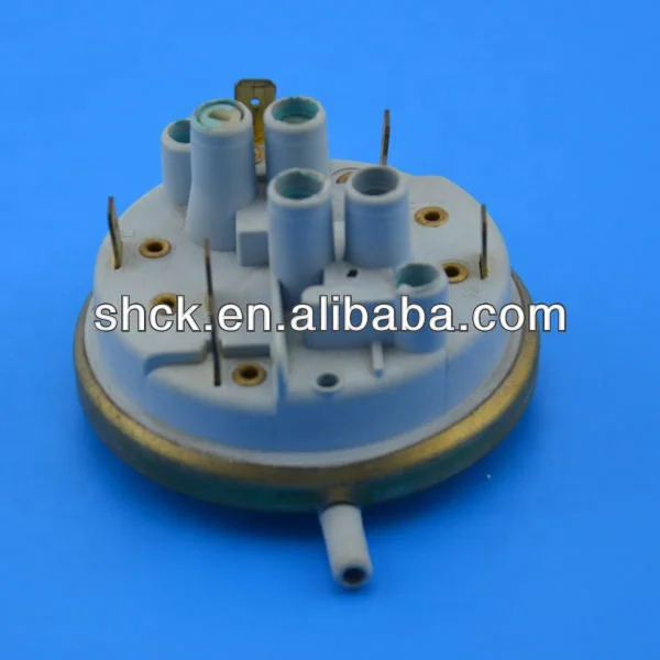 Water level pressure switch for sewage pump use