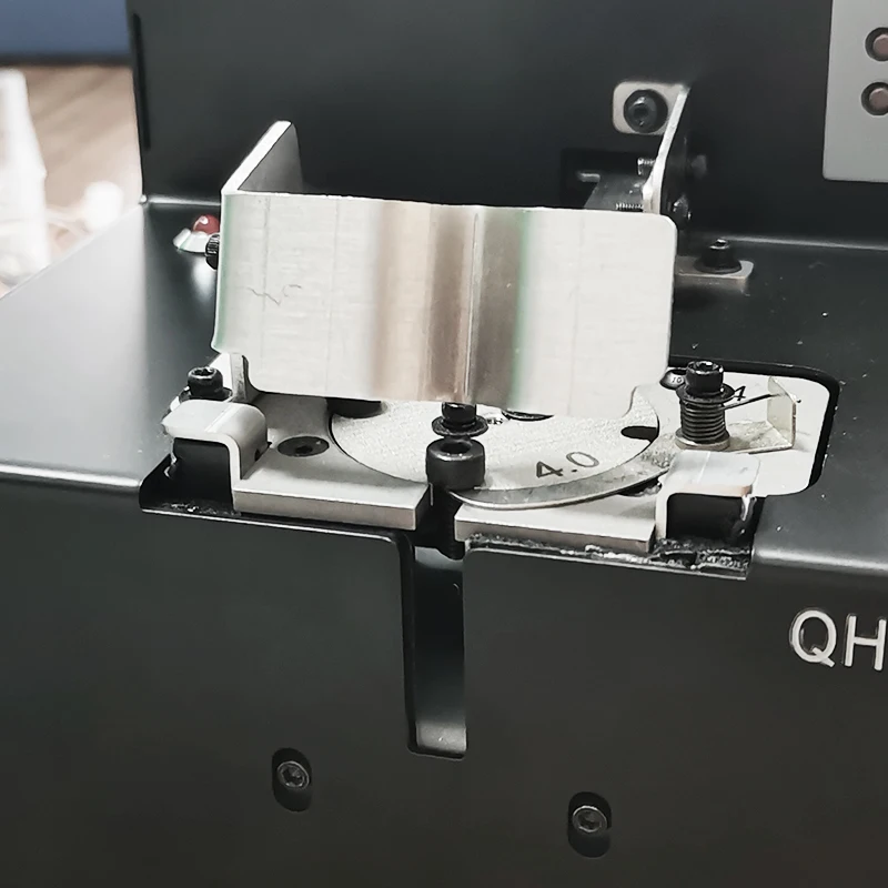 Large capacity screw feeder automated screw presenter for big screw M2.0-M6.0