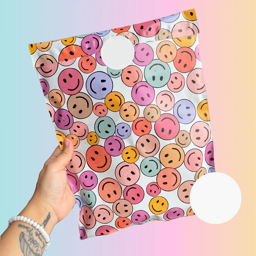 10x13inch Happy Smiling Face Pattern Mailing Envelopes 3.15mil Strong Bearing Shipping Bags Self Sealing Plastic Poly Mailer