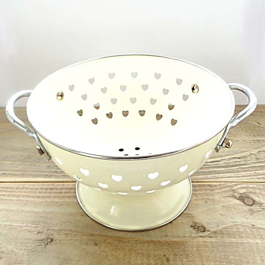 Custom coloured cheap multifunctional fruit vegetables enamel steel colander with handle