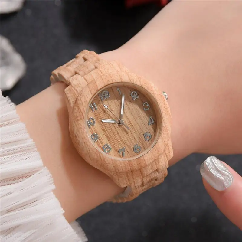 Fashion Brand Women Wood Watch Luxury Imitation Wooden Watch Vintage Leather Quartz Wood Color Watch Female Simple Clock Hot