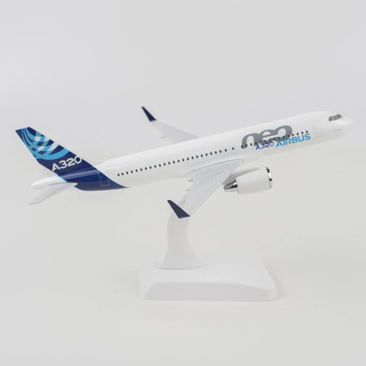 18 см 1:200 масштаб сплава Airbus A320neo прототип модели