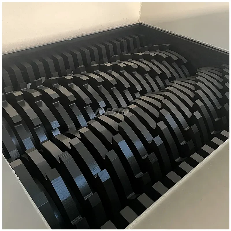 Battery Shredder For 4-40mm Output Size Double Shaft Shredder Customized Blade Twin Shaft Shredder