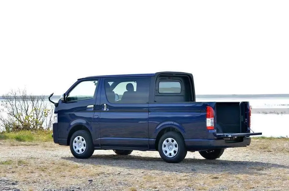 2024 Hiace Type Bus 15 seats mini bus