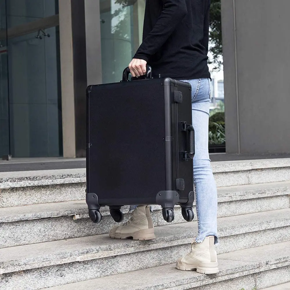 Black Studio Artist Train Rolling Makeup Case with Lights