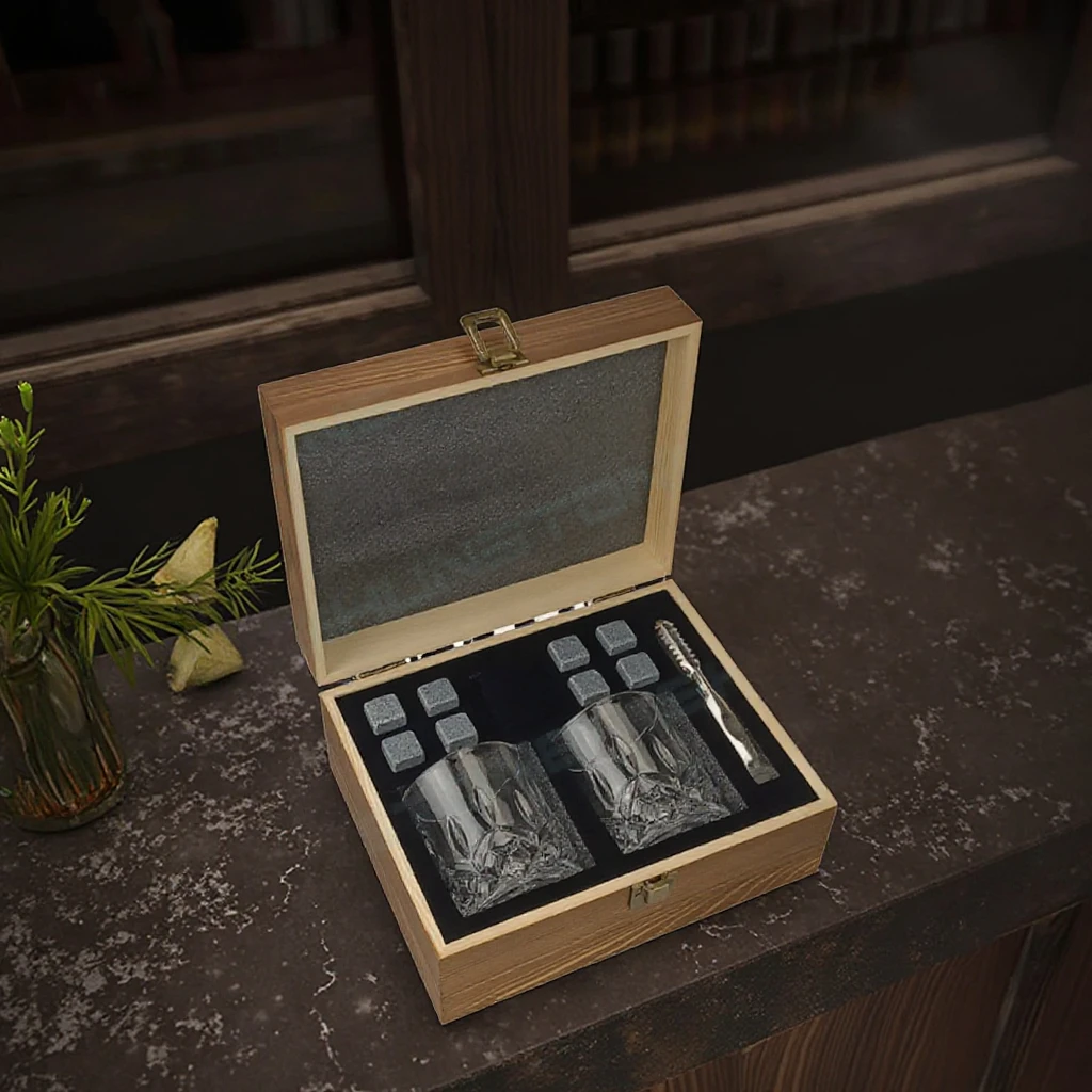 Personalized Old Fashioned Crystal Whiskey Glasses Gift Set With Granite Whiskey Stone Promotion Barware Gift Set For Men Stock