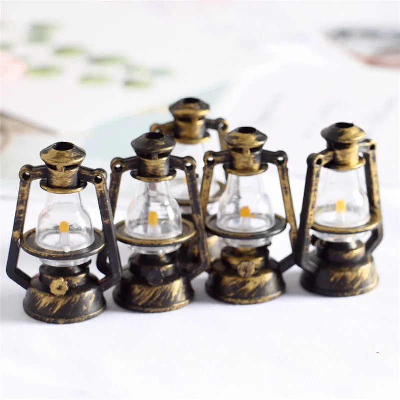 Miniature Food Toy Landscaping Shooting Props Accessories Decoration Retro Kerosene Lamp Diy Model Material Decoration