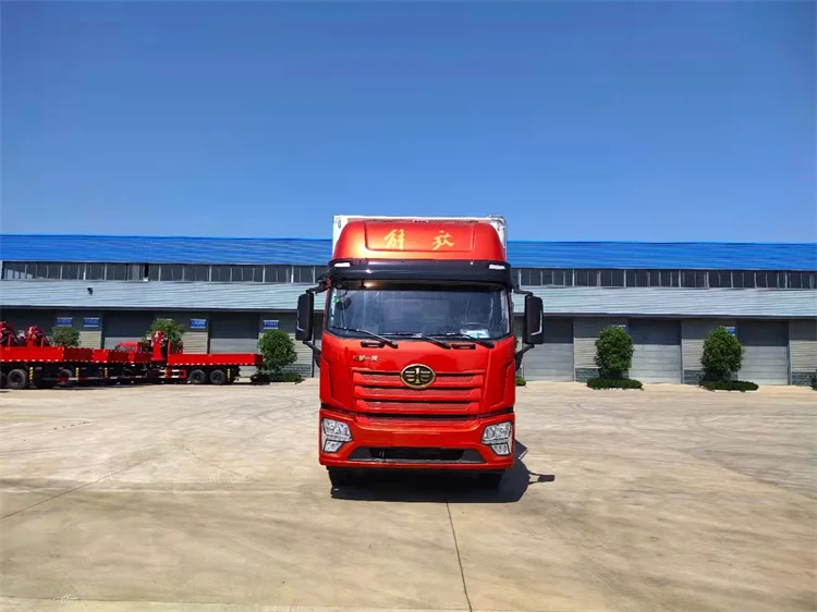 FAW JK6 6.8m Refrigerated Truck with -18~5℃ Polyurethane Insulation Box Manual 4x2 Drive Diesel Fuel New Condition
