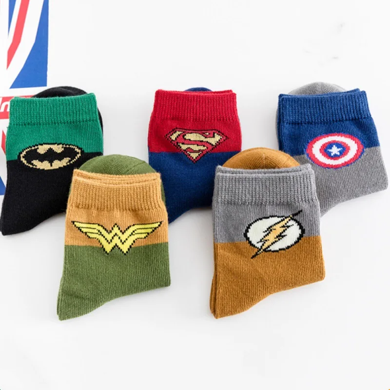 Высококачественные хлопковые носки с героями мультфильмов для малышей Популярные чулки принтом героев новые модные