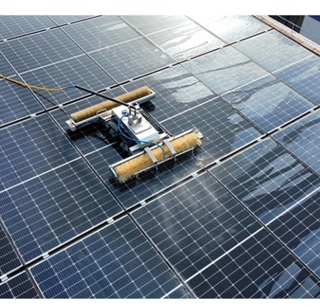 Автоматический робот для очистки солнечных панелей увеличения эффективности до 30%