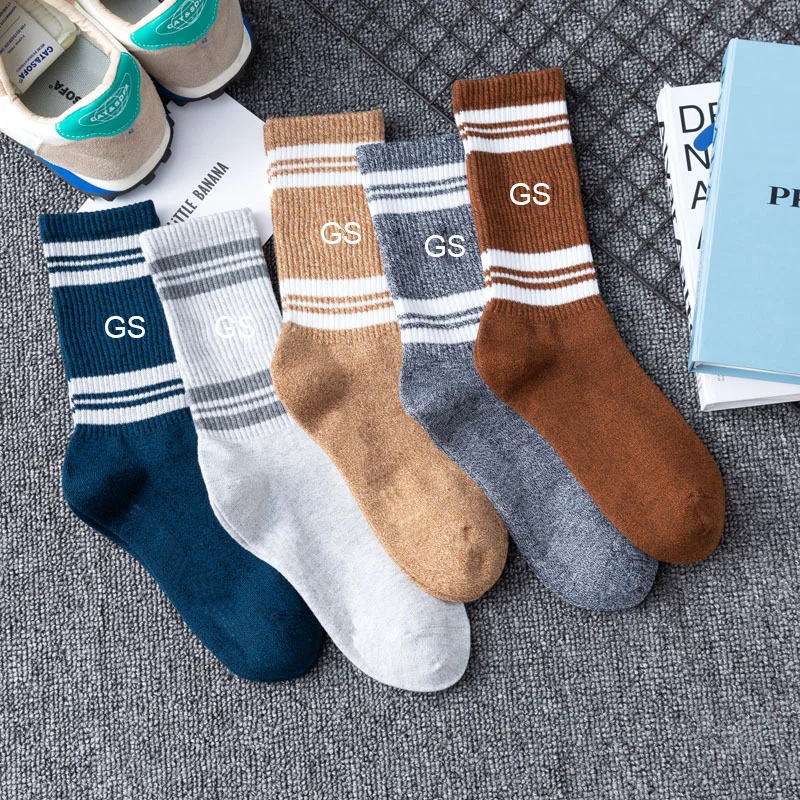 Бамбуковые носки в классическом стиле с полосками разные