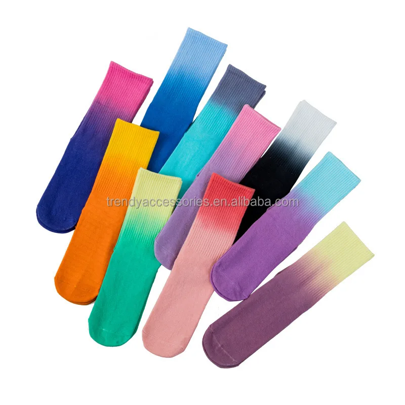 Mid Tube Gradient color Anti slip Grip Yoga Dance Sport Socks Non Slip Silicone Pilates Socks With Customized Logo Winter Socks
