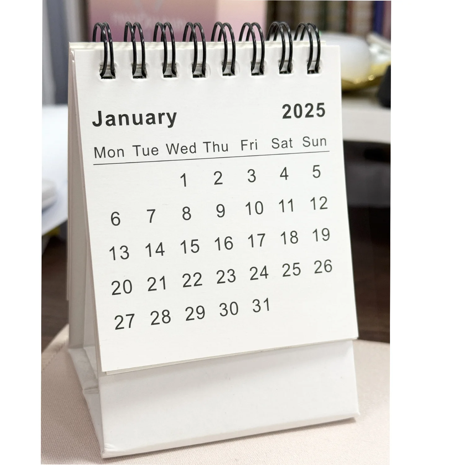 Custom Print Promotional wall Calendar 2025 Business Gift High Quality Desk Advent Calendar Table Printing Calendar