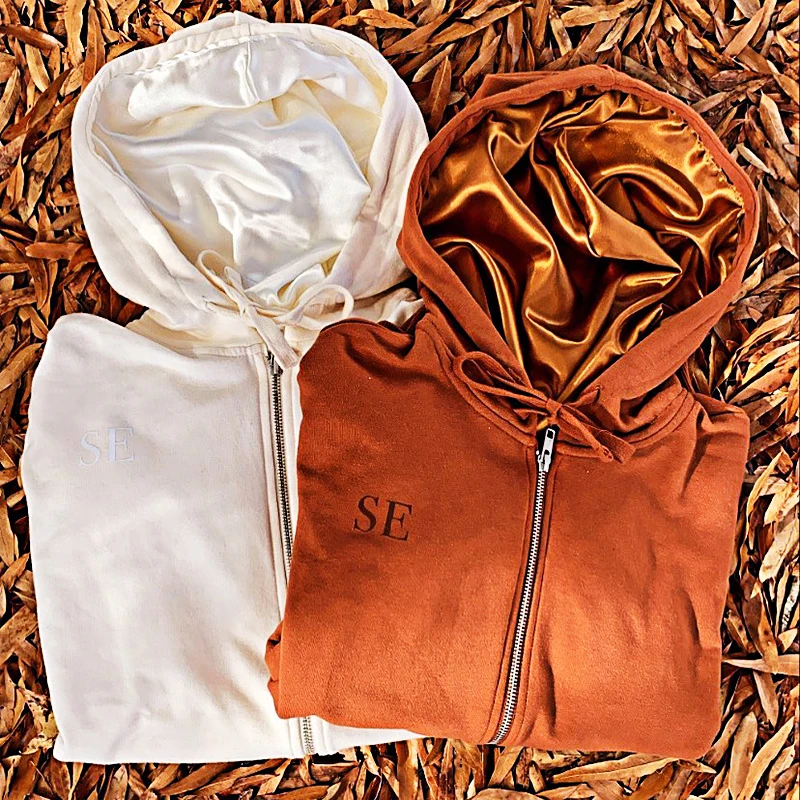 Top quality customized embroidery hoodie satin lined hood Kangaroo Pocket Fleece Pull Over split satin lined hoodie sets